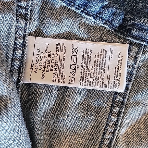 Baby Gap denim jacket 6-12m - Picture 3 of 4